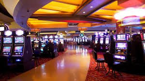 Casino live interaktif dengan dealer profesional dan suasana santai yang aman